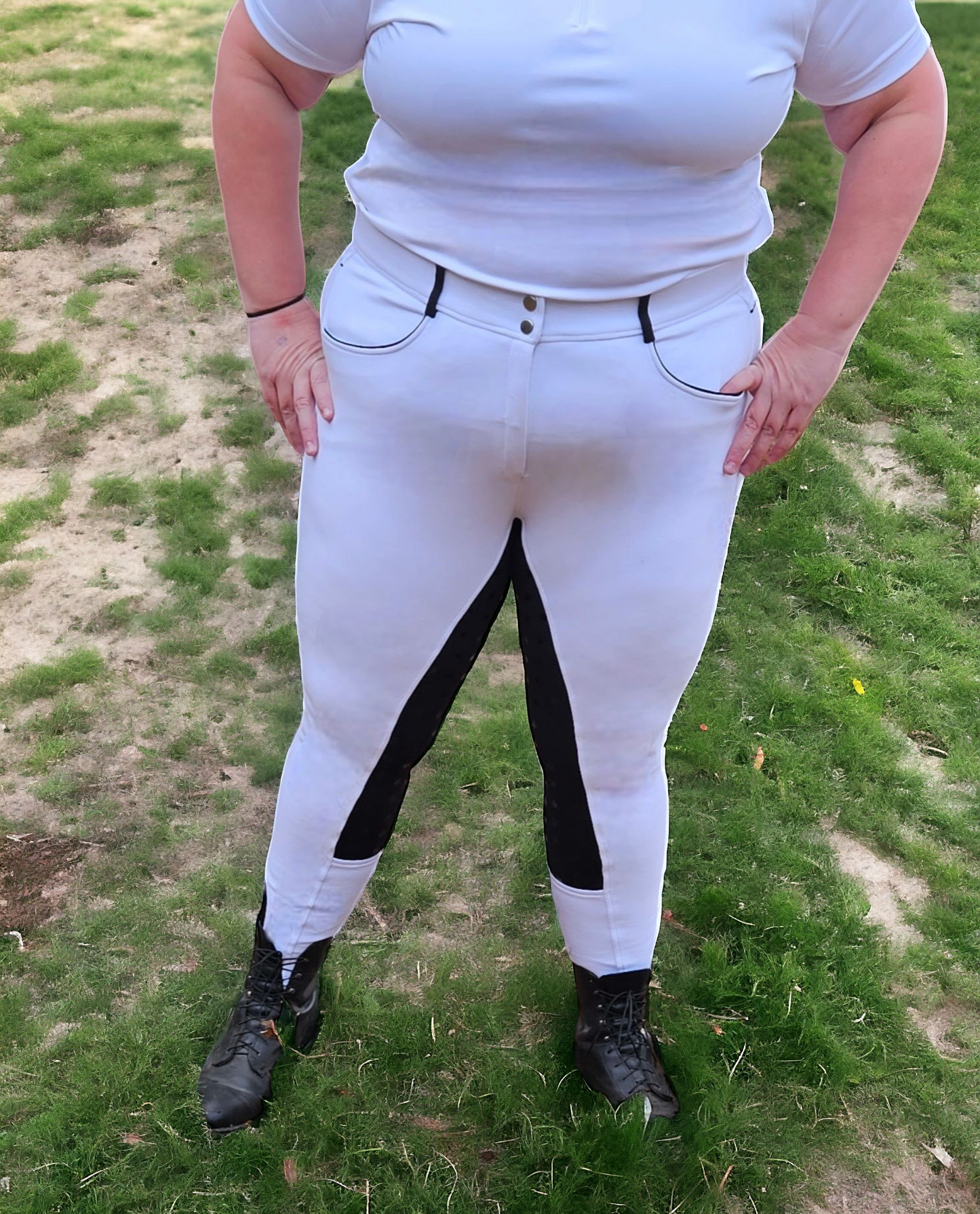 White show breech -  front view 